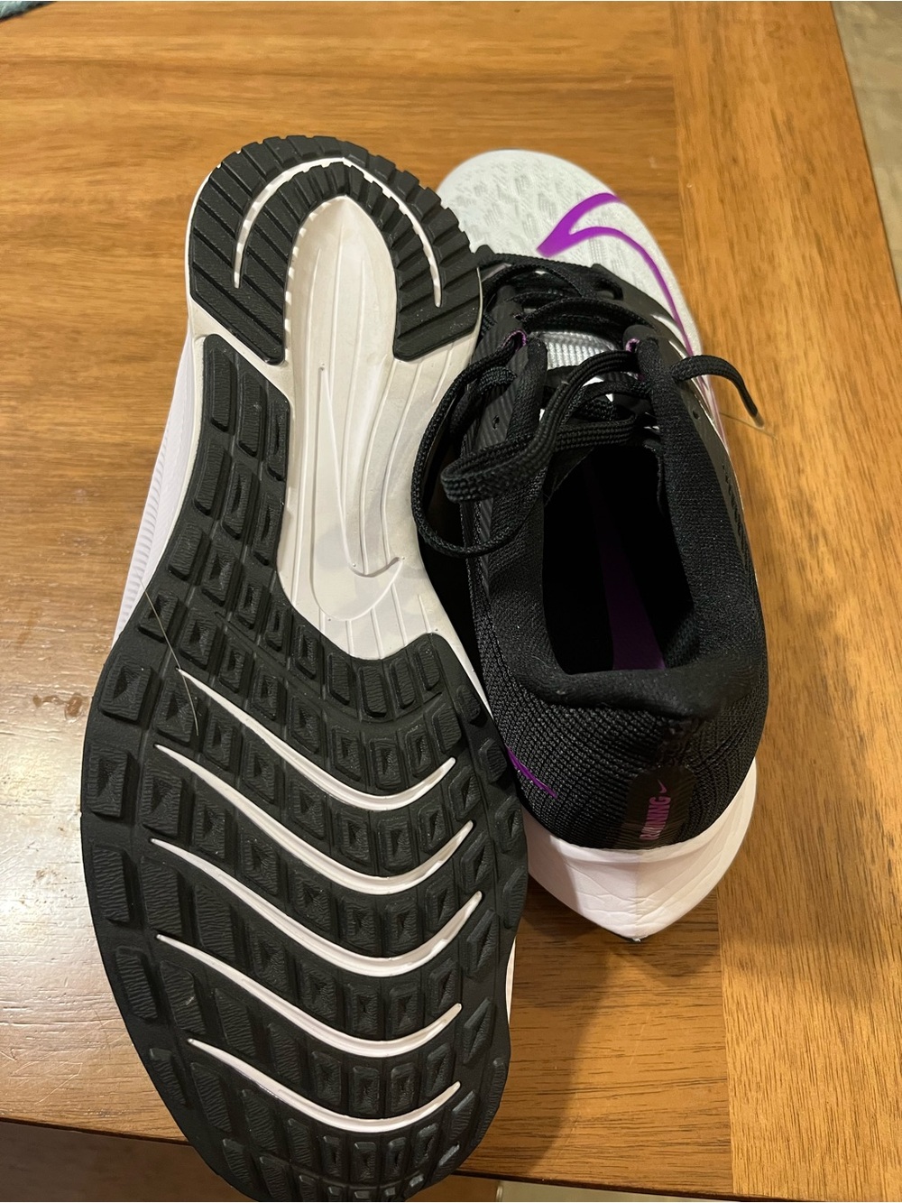 Nike Women's Rival FlyAthletic Running Shoes Gray with Purple and Black Size 9 - Picture 7 of 8